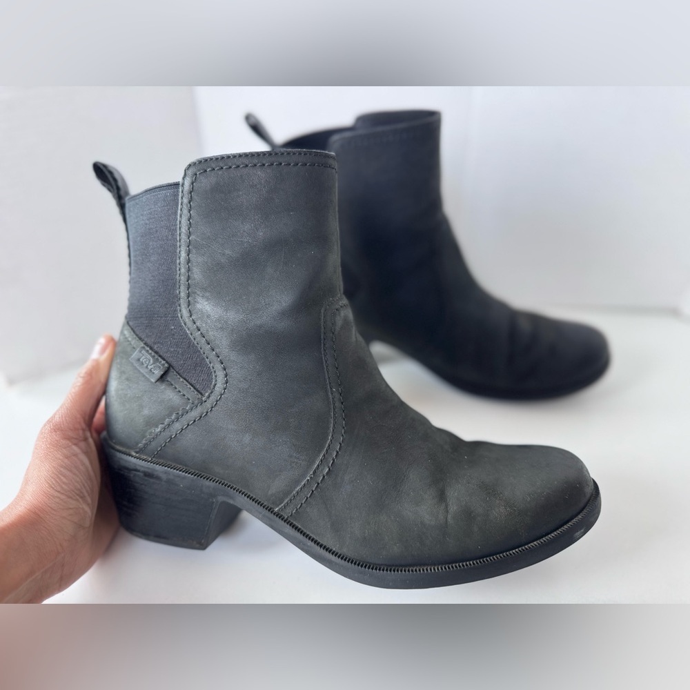 TEVA Anaya Black Leather Suede Chelsea Boots Shoes Women’s Size 11 - Picture 2 of 10